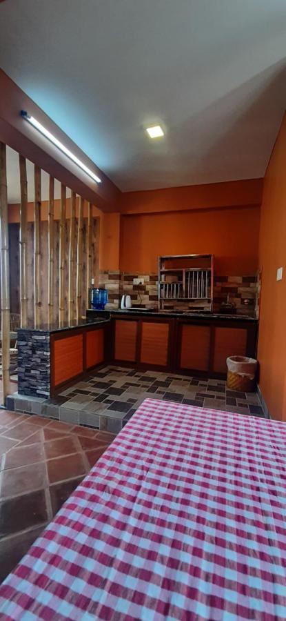 Looniva Guest House Lalitpur Zewnętrze zdjęcie