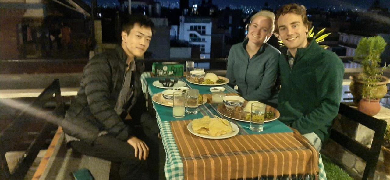 Looniva Guest House Lalitpur Zewnętrze zdjęcie