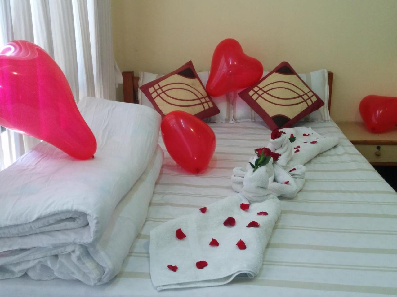 Looniva Guest House Lalitpur Zewnętrze zdjęcie